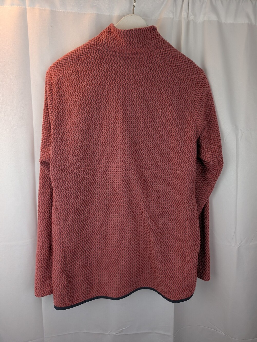 Patagonia - Women's R1 Air Zip Neck Pull Over size XL in VGUc - Picture 5 of 6